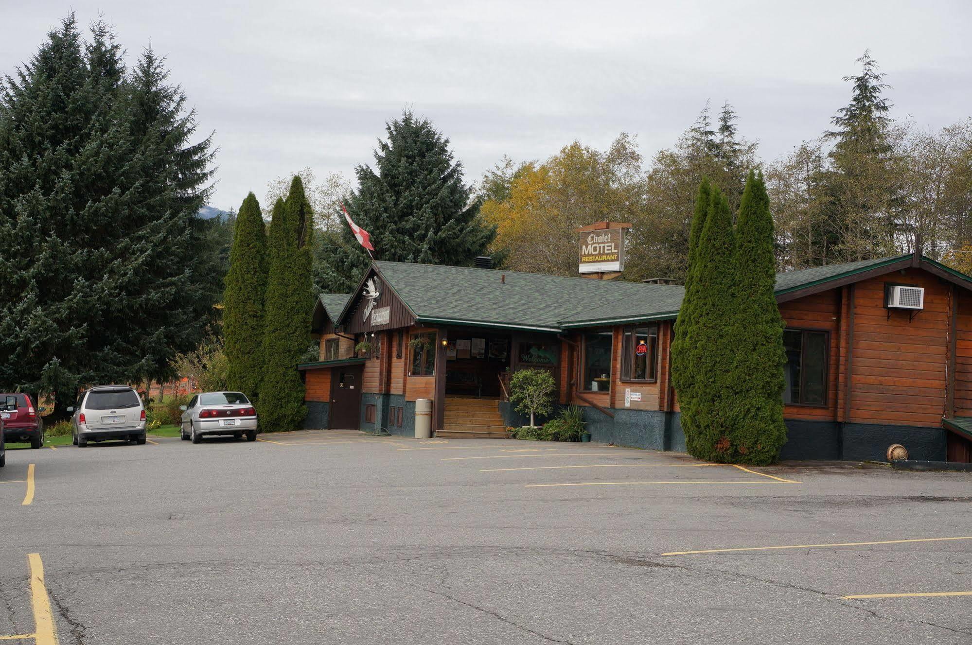 Chalet Inn Kitimat Exterior foto