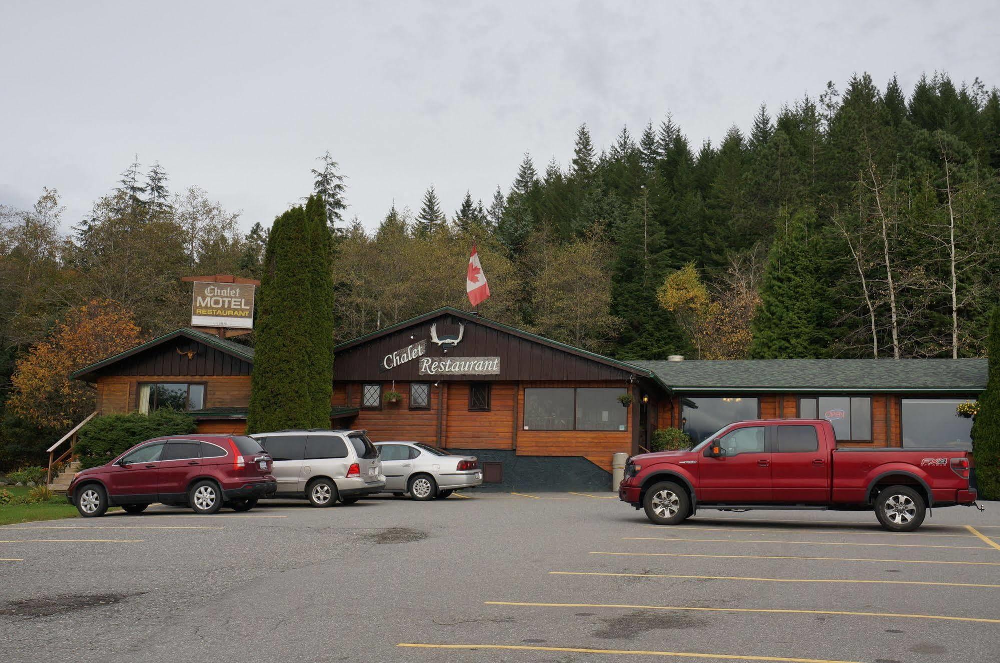 Chalet Inn Kitimat Exterior foto